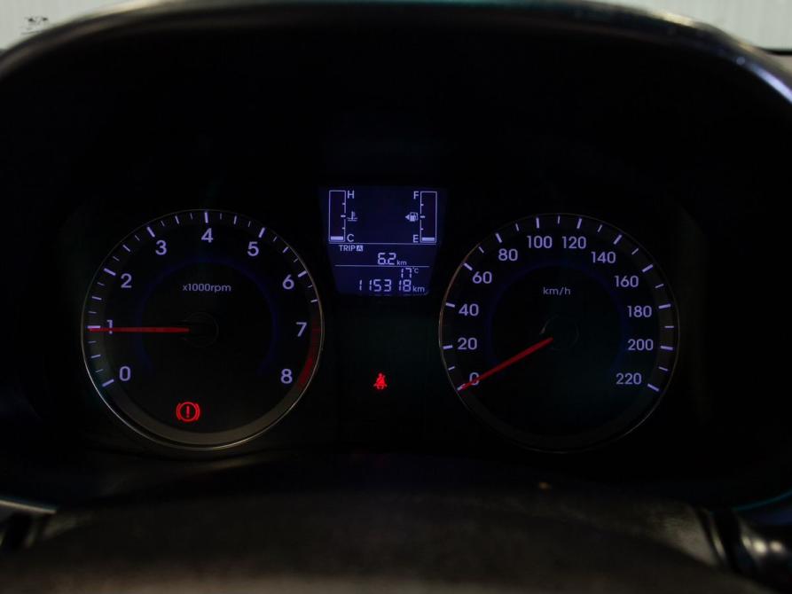 Hyundai Solaris I Рестайлинг Иваново  - изображение 21