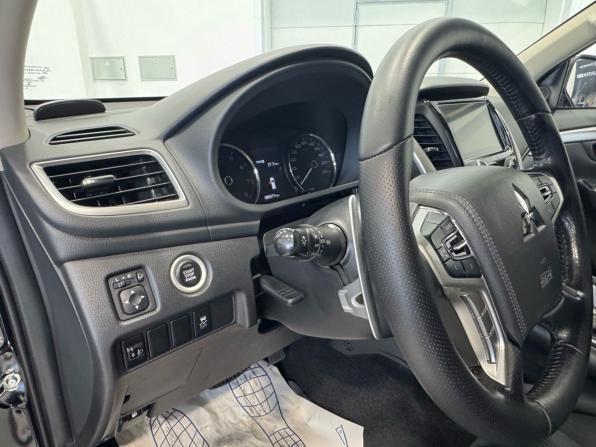 Mitsubishi Pajero Sport III с пробегом 2019 года, цена 3 295 000 рублей, 89500 км, внедорожник, Автокод Объявления