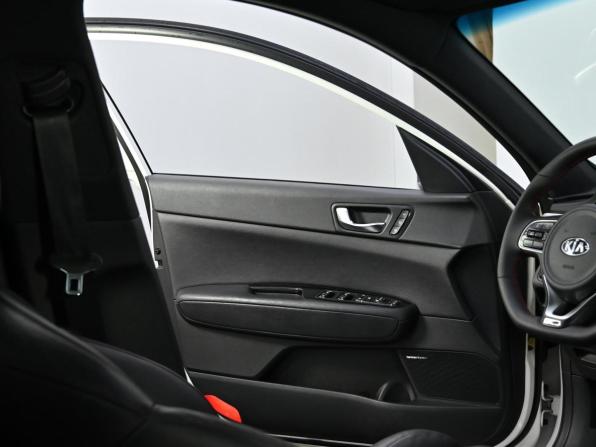 Kia Optima IV с пробегом 2017 года, цена 1 749 000 рублей, 178000 км, седан, Автокод Объявления