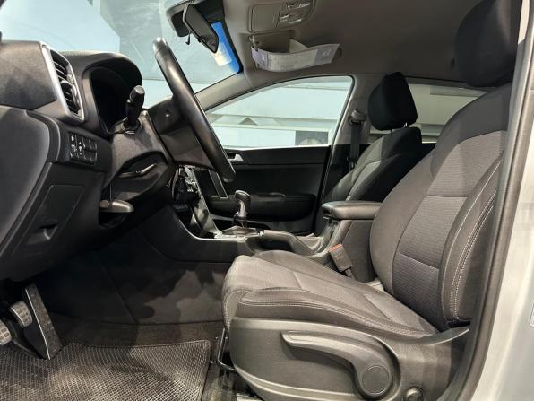 Kia Sportage IV Рестайлинг с пробегом 2019 года, цена 2 257 000 рублей, 37721 км, внедорожник, Автокод Объявления