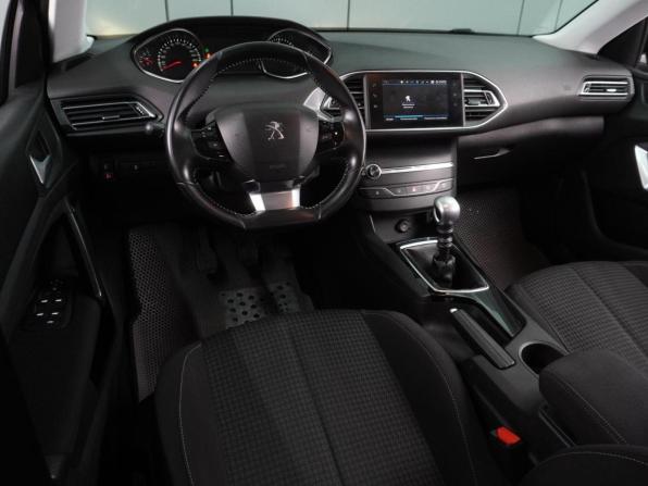 Peugeot 308 II Рестайлинг с пробегом 2018 года, цена 1 199 000 рублей, 185705 км, универсал, Автокод Объявления