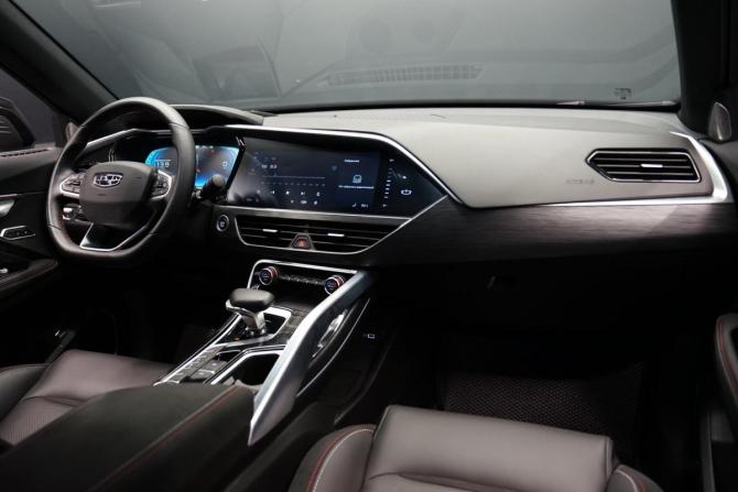 Geely Tugella I Рестайлинг с пробегом 2023 года, цена 3 335 000 рублей, 30000 км, внедорожник, Автокод Объявления