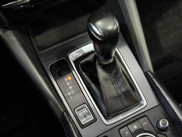 Mazda 6 III (GJ) Рестайлинг с пробегом 2015 года, цена 1 509 000 рублей, 224468 км, седан, Автокод Объявления