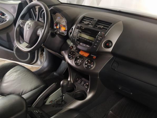Toyota RAV4 III (XA30) Рестайлинг с пробегом 2011 года, цена 1 600 000 рублей, 220000 км, внедорожник, Автокод Объявления