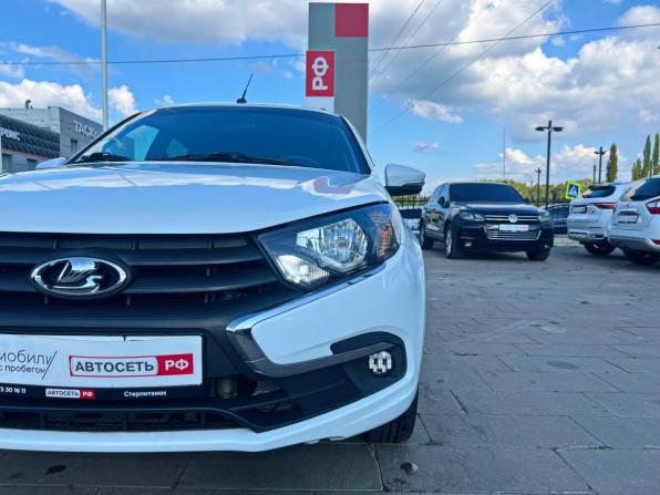Lada (ВАЗ) Granta I Рестайлинг с пробегом 2023 года, цена 831 500 рублей, 44200 км, лифтбек, Автокод Объявления