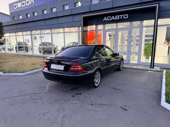 Mercedes-Benz C-Класс II (W203) Рестайлинг с пробегом 2006 года, цена 790 000 рублей, 206000 км, седан, Автокод Объявления