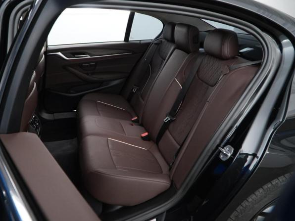 BMW 5 серии VII (G30/G31/G38) Рестайлинг с пробегом 2022 года, цена 4 649 999 рублей, 28339 км, седан, Автокод Объявления