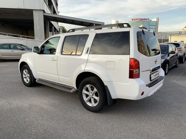 Nissan Pathfinder III Рестайлинг с пробегом 2013 года, цена 1 299 000 рублей, 263674 км, внедорожник, Автокод Объявления