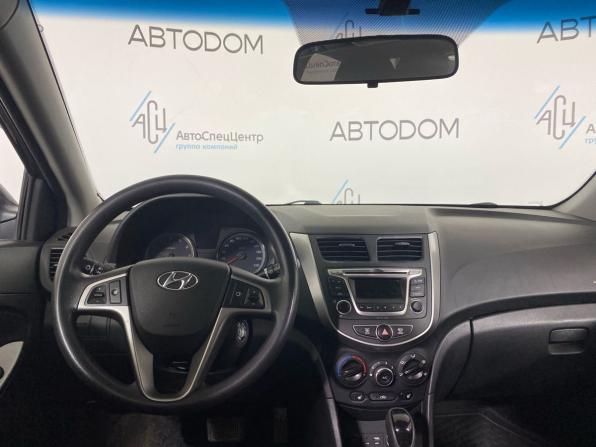 Hyundai Solaris I Рестайлинг с пробегом 2015 года, цена 1 019 000 рублей, 108000 км, седан, Автокод Объявления