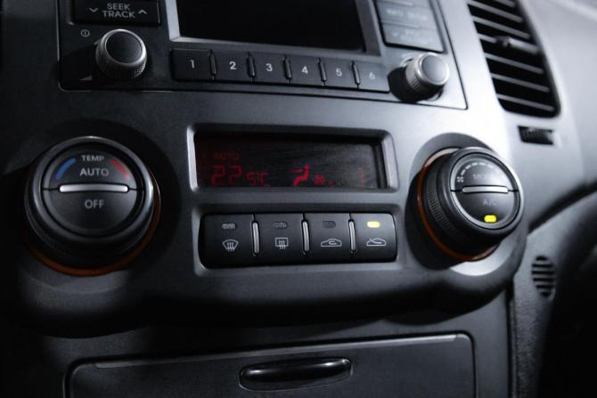 Kia Magentis II Рестайлинг с пробегом 2010 года, цена 999 000 рублей, 162961 км, седан, Автокод Объявления