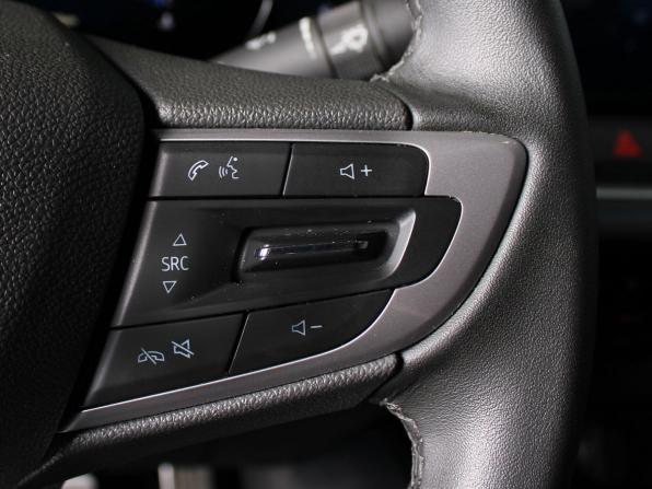 Chevrolet Monza II Рестайлинг с пробегом 2023 года, цена 1 649 000 рублей, 36266 км, седан, Автокод Объявления