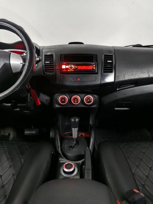 Mitsubishi Outlander II Москва  - изображение 12