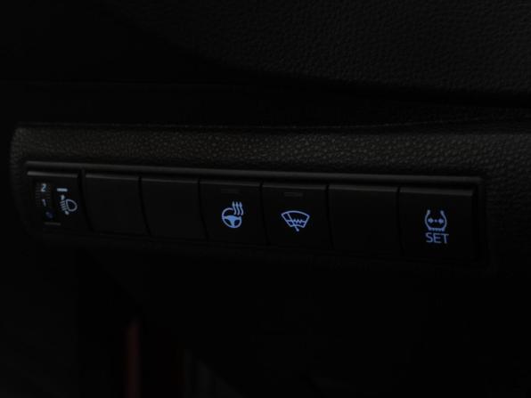 Toyota Corolla XII (E210) с пробегом 2020 года, цена 2 250 000 рублей, 80101 км, седан, Автокод Объявления