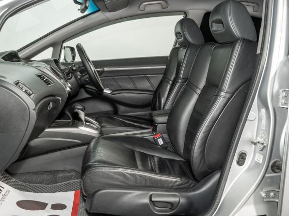 Honda Civic VIII Рестайлинг с пробегом 2009 года, цена 940 000 рублей, 140615 км, седан, Автокод Объявления