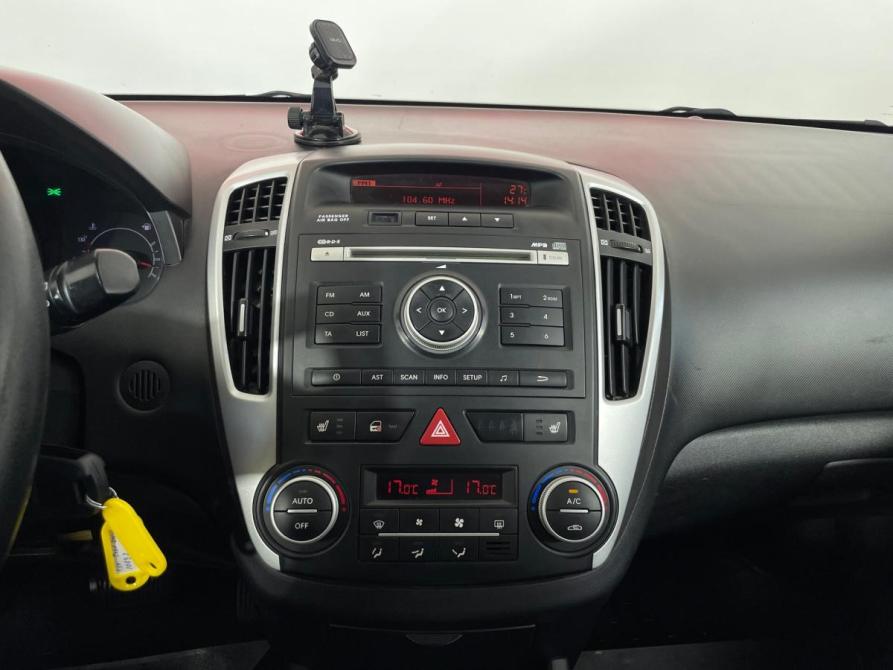 Kia Ceed I Рестайлинг Воронеж  - изображение 16