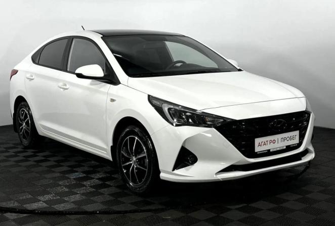 Hyundai Solaris II Рестайлинг с пробегом 2022 года, цена 1 745 000 рублей, 31816 км, седан, Автокод Объявления