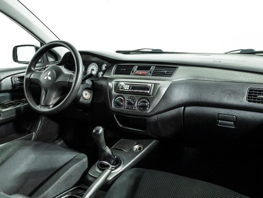Mitsubishi Lancer IX Рестайлинг Санкт-Петербург  - изображение 10