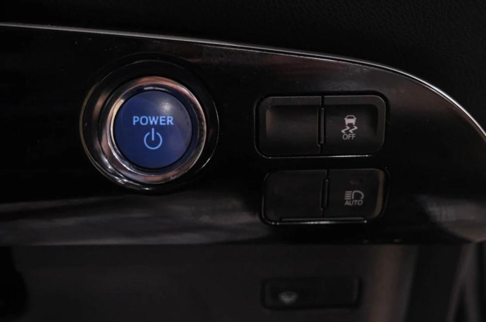 Toyota Prius IV Рестайлинг (XW50) Новокузнецк  - изображение 25