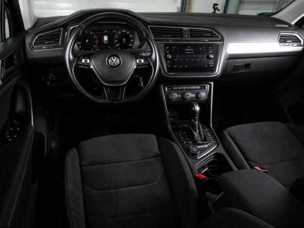 Volkswagen Tiguan II с пробегом 2017 года, цена 2 449 000 рублей, 127484 км, внедорожник, Автокод Объявления