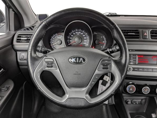 Kia Rio III Рестайлинг с пробегом 2017 года, цена 1 280 000 рублей, 95773 км, седан, Автокод Объявления