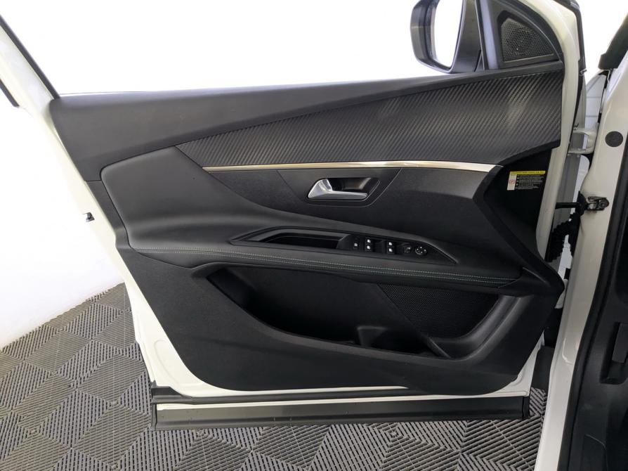 Peugeot 3008 II Рестайлинг Москва  - изображение 20