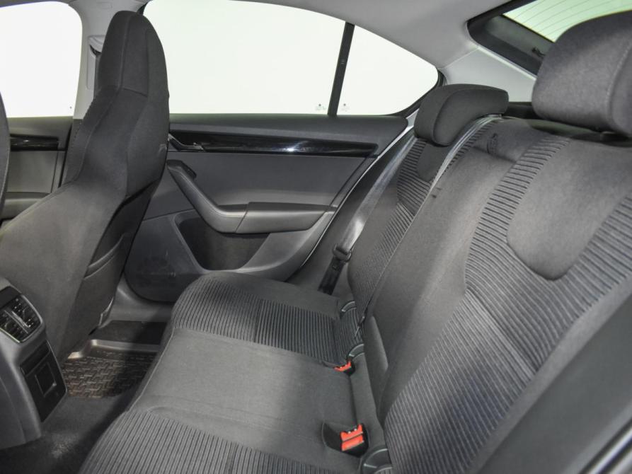 Skoda Octavia III (A7) Санкт-Петербург  - изображение 12