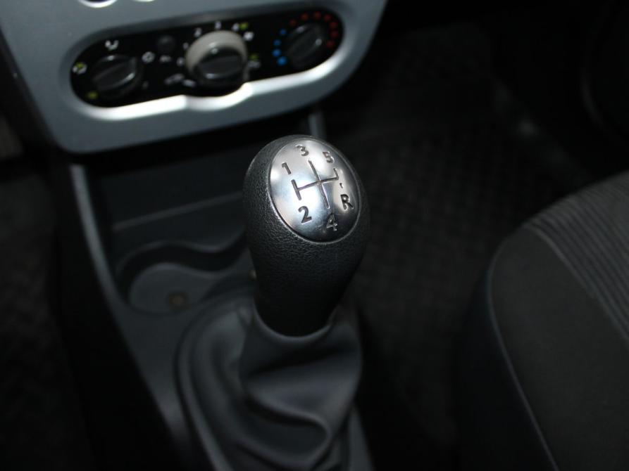Renault Sandero I Старый Оскол  - изображение 16
