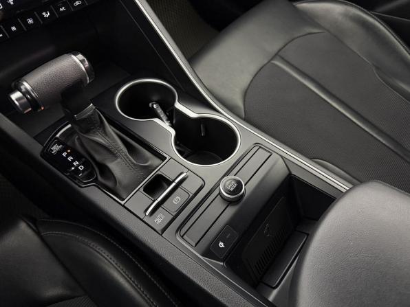 Kia K5 III с пробегом 2021 года, цена 2 420 000 рублей, 128000 км, седан, Автокод Объявления
