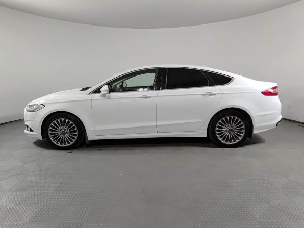 Ford Mondeo V с пробегом 2016 года, цена 1 350 000 рублей, 235000 км, седан, Автокод Объявления