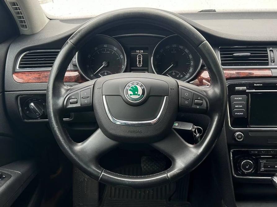 Skoda Superb II Москва  - изображение 12