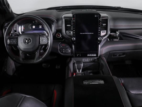 Ram 1500 V Рестайлинг с пробегом 2025 года, цена 11 000 000 рублей, 4905 км, offers.body_type.unknown, Автокод Объявления