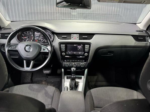 Skoda Octavia III (A7) с пробегом 2016 года, цена 1 499 000 рублей, 180300 км, лифтбек, Автокод Объявления