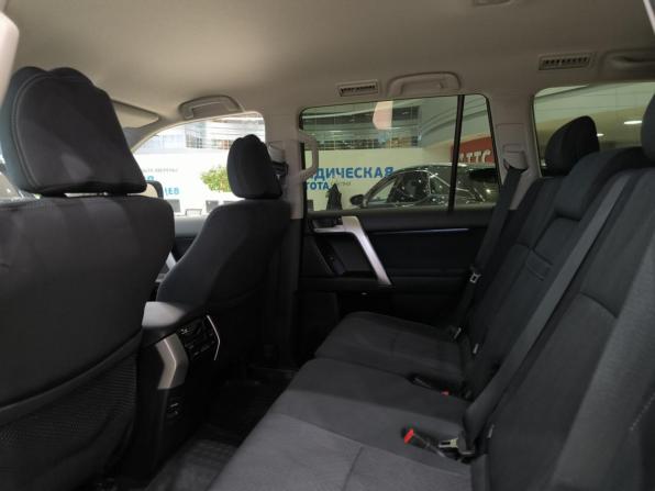 Toyota Land Cruiser Prado 150 Series Рестайлинг 2 с пробегом 2019 года, цена 5 850 000 рублей, 50500 км, внедорожник, Автокод Объявления