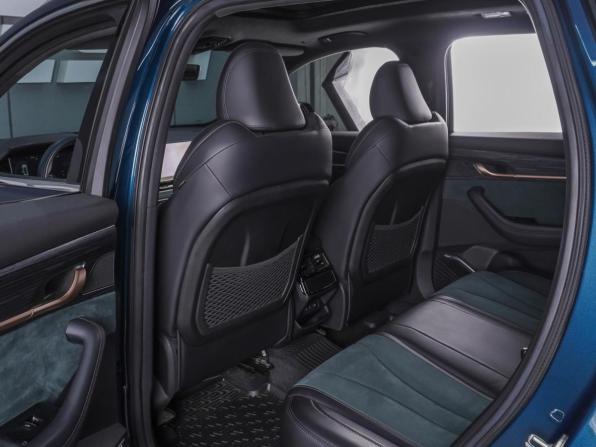 Geely Monjaro I с пробегом 2023 года, цена 3 150 000 рублей, 45088 км, внедорожник, Автокод Объявления