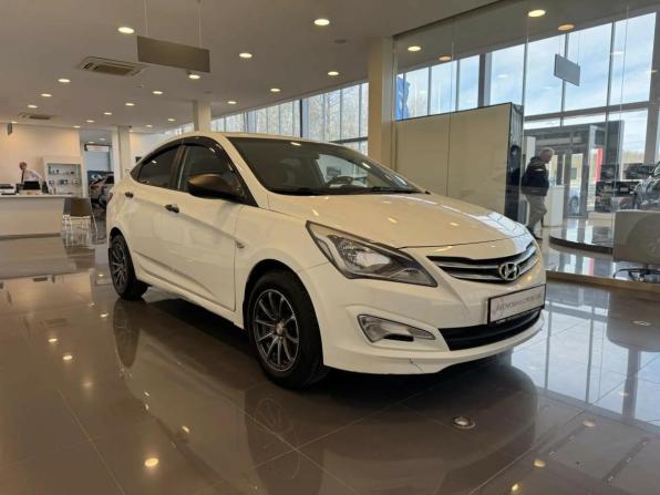 Hyundai Solaris I Рестайлинг с пробегом 2015 года, цена 950 000 рублей, 129866 км, седан, Автокод Объявления