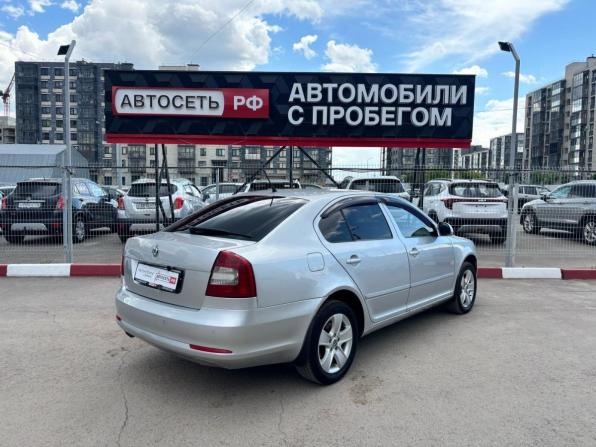 Skoda Octavia II (A5) Рестайлинг с пробегом 2012 года, цена 702 500 рублей, 207000 км, лифтбек, Автокод Объявления