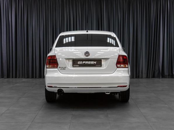 Volkswagen Polo V Рестайлинг с пробегом 2016 года, цена 1 079 000 рублей, 174717 км, седан, Автокод Объявления