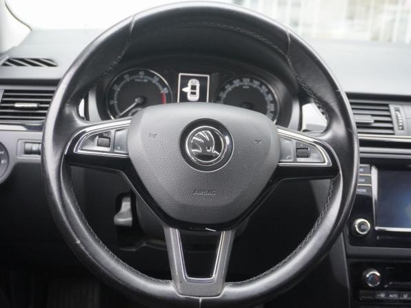 Skoda Rapid I Рестайлинг с пробегом 2017 года, цена 1 218 000 рублей, 123894 км, лифтбек, Автокод Объявления
