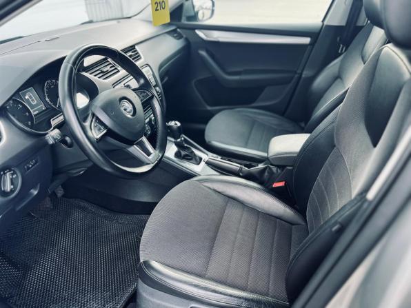 Skoda Octavia III (A7) с пробегом 2016 года, цена 1 350 000 рублей, 169000 км, лифтбек, Автокод Объявления
