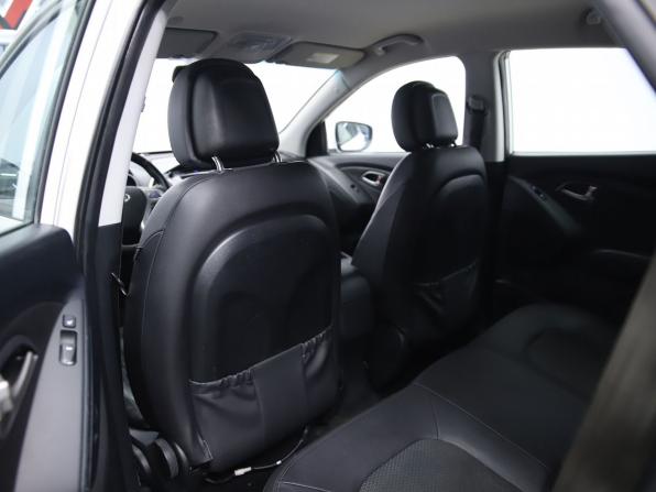 Hyundai ix35 I с пробегом 2012 года, цена 1 120 000 рублей, 211053 км, внедорожник, Автокод Объявления