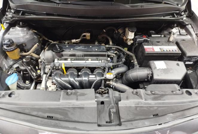 Hyundai Solaris I Рестайлинг с пробегом 2015 года, цена 811 000 рублей, 235785 км, седан, Автокод Объявления