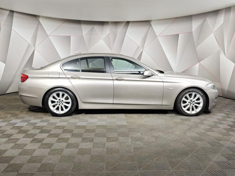 BMW 5 серии VI (F10/F11/F07) Москва  - изображение 6