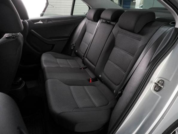 Volkswagen Jetta VI Рестайлинг с пробегом 2014 года, цена 1 329 000 рублей, 89938 км, седан, Автокод Объявления