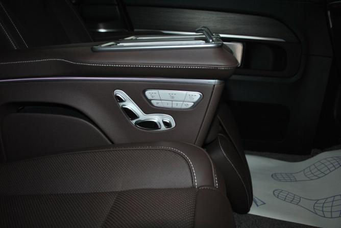 Mercedes-Benz V-Класс III (W447) Рестайлинг 2 с пробегом 2025 года, цена 13 490 000 рублей, 700 км, минивэн, Автокод Объявления
