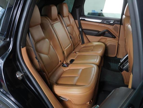 Porsche Cayenne II Рестайлинг (958) с пробегом 2015 года, цена 3 699 000 рублей, 130103 км, внедорожник, Автокод Объявления