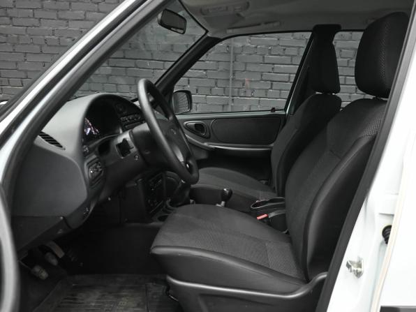 Lada (ВАЗ) Niva Travel I с пробегом 2024 года, цена 1 100 000 рублей, 15297 км, внедорожник, Автокод Объявления