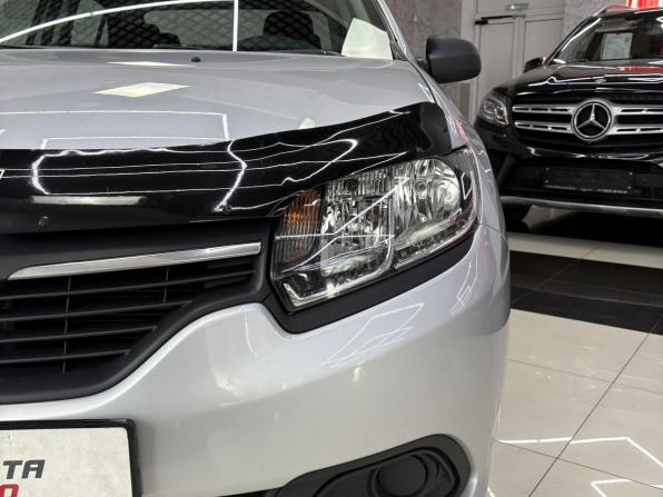 Renault Logan II с пробегом 2017 года, цена 865 000 рублей, 96799 км, седан, Автокод Объявления