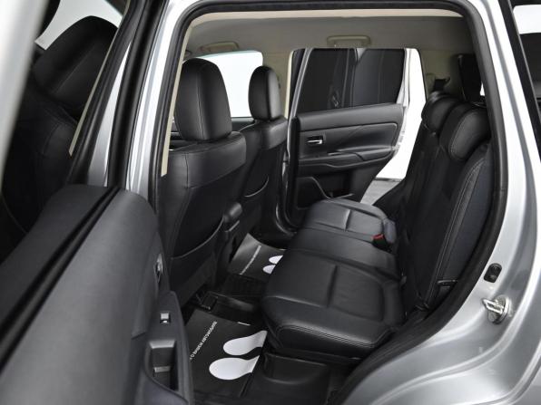 Mitsubishi Outlander III Рестайлинг 2 с пробегом 2018 года, цена 1 749 000 рублей, 109000 км, внедорожник, Автокод Объявления