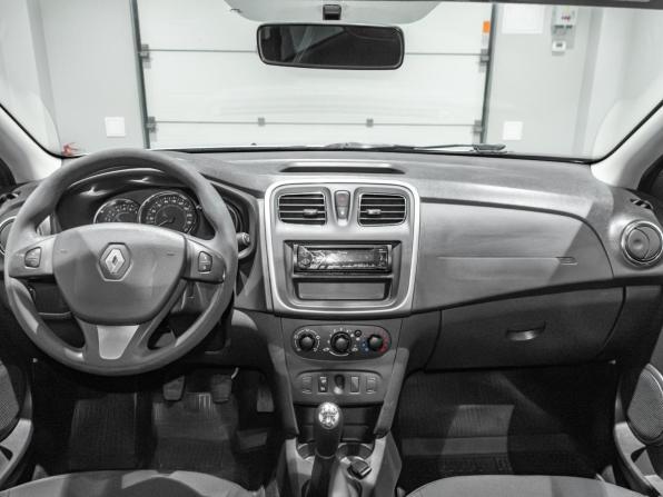 Renault Sandero II с пробегом 2018 года, цена 774 700 рублей, 231132 км, хэтчбек, Автокод Объявления