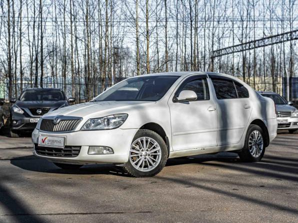 Skoda Octavia II (A5) Рестайлинг с пробегом 2012 года, цена 675 000 рублей, 219889 км, универсал, Автокод Объявления
